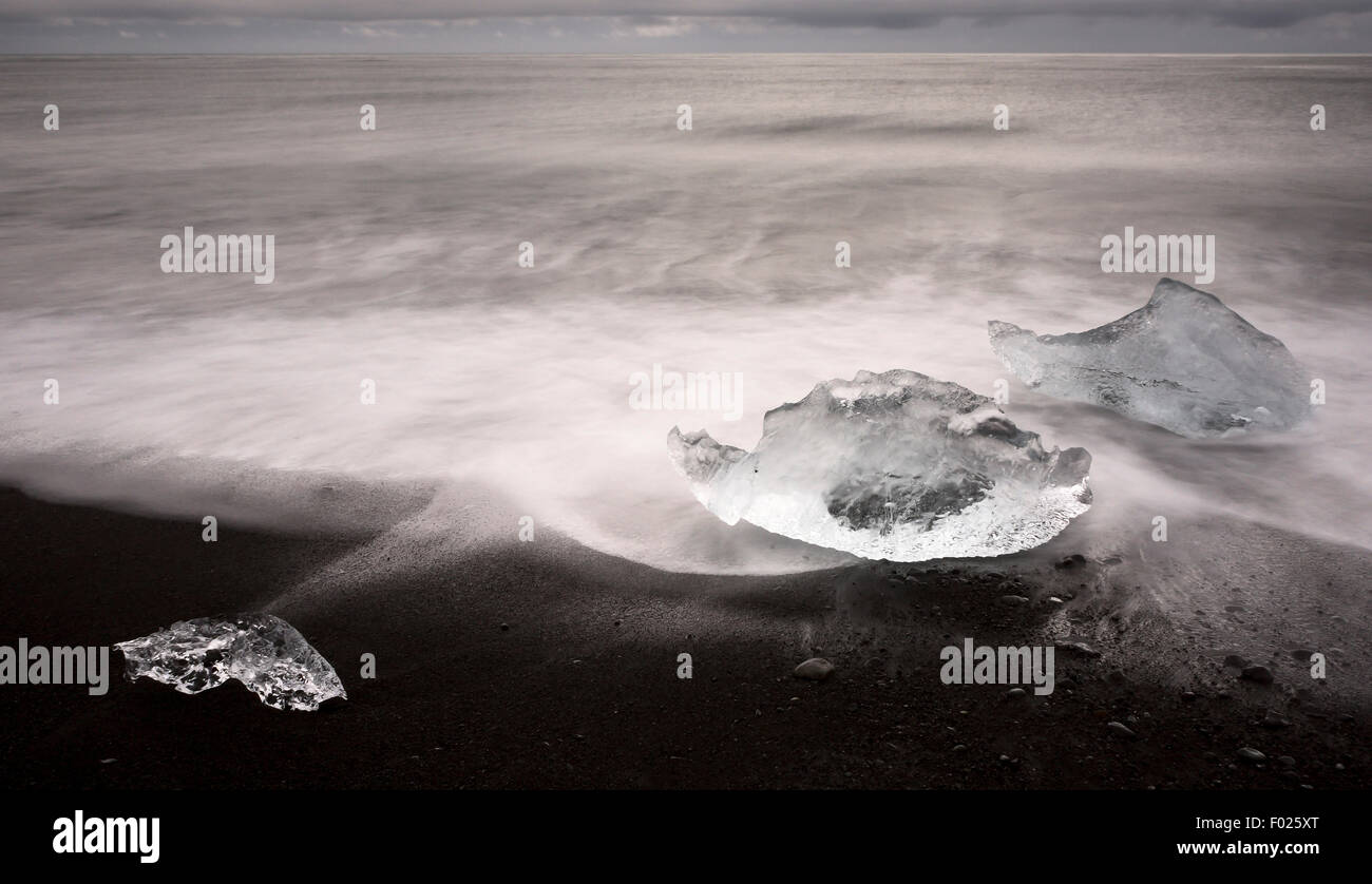 Melted icebergs on the beach of Jökulsarlon, Jökulsarlon, southwest coast, Iceland Stock Photo