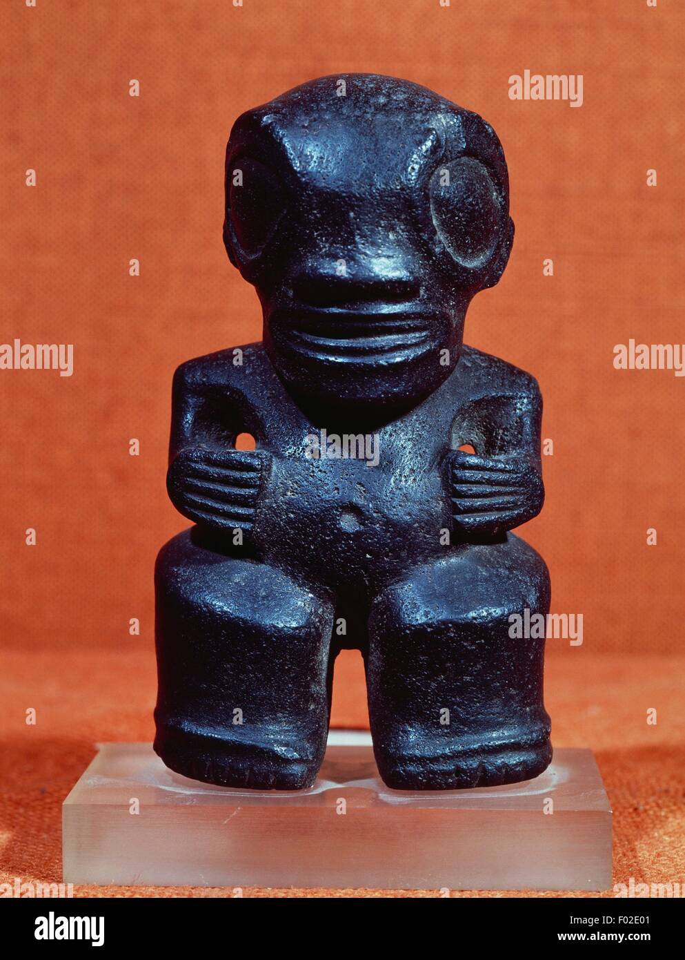 Polynesian Tiki statue, volcanic stone, Polynesian civilization, Marquesas  Islands, French Polynesia Stock Photo - Alamy