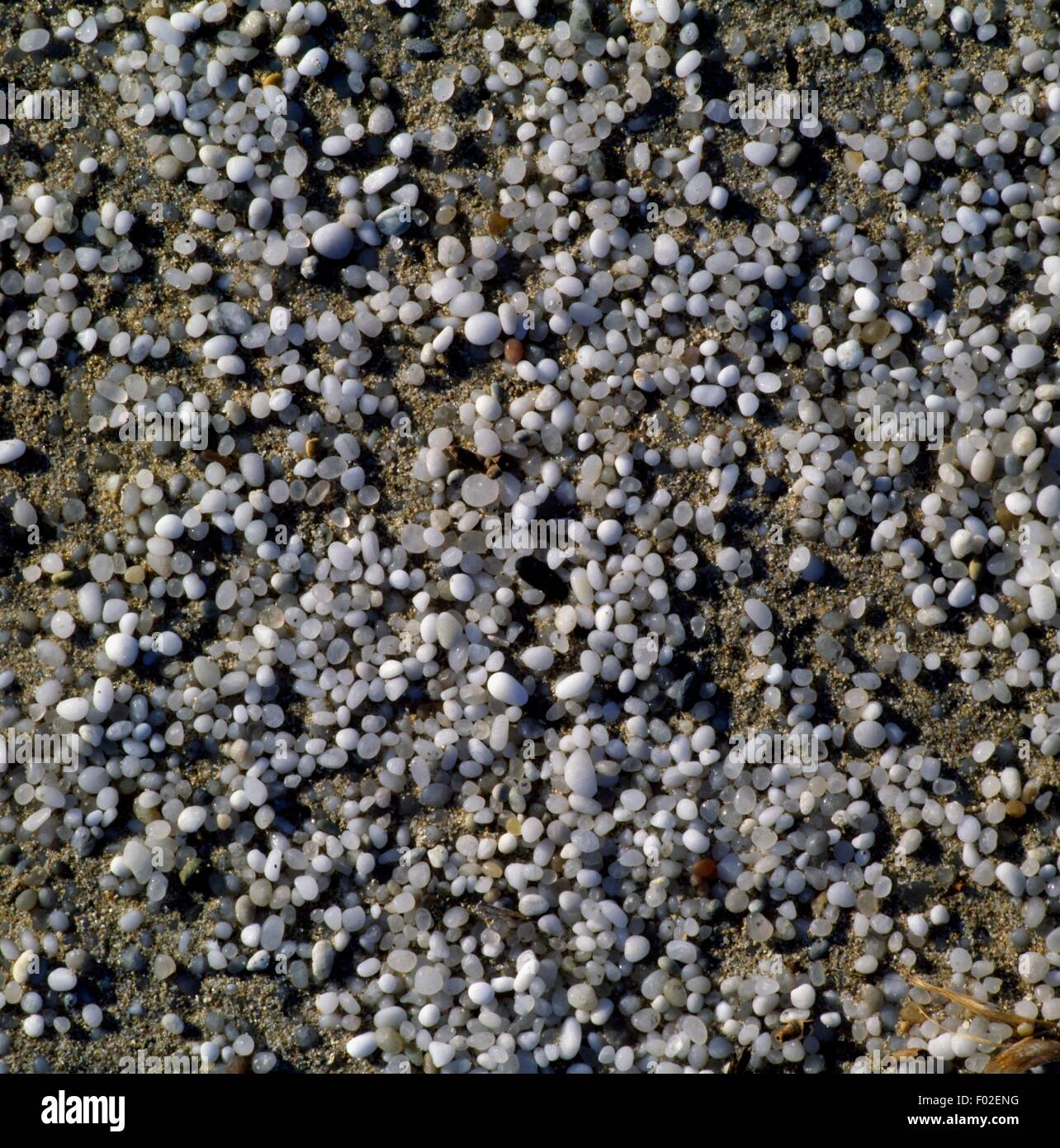 Roundish Rocks Roundish hi-res stock photography and images - Alamy