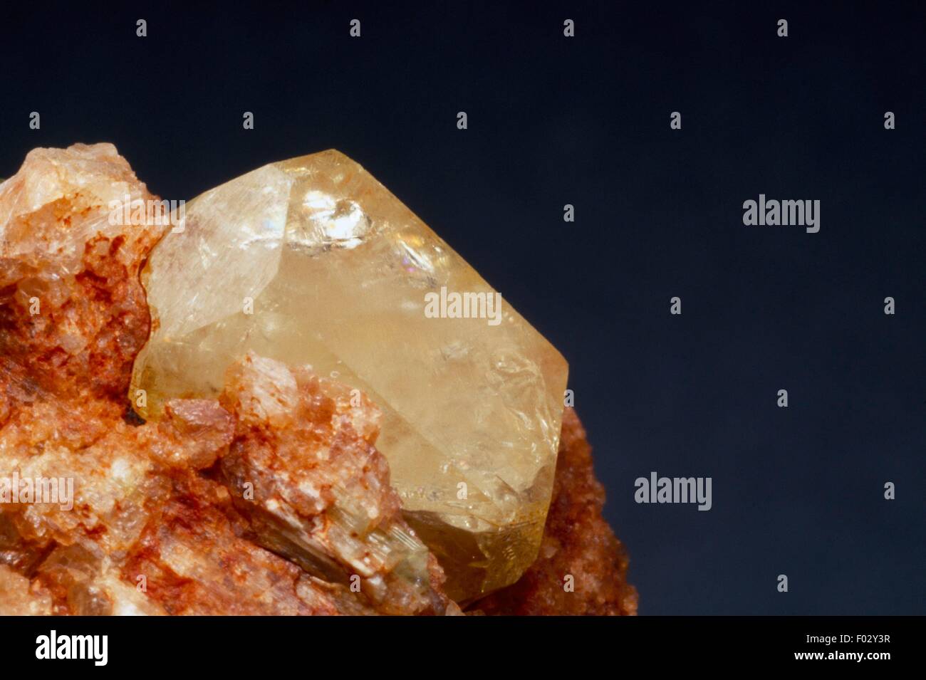 Rodite Ore Rodisite hi-res stock photography and images - Alamy