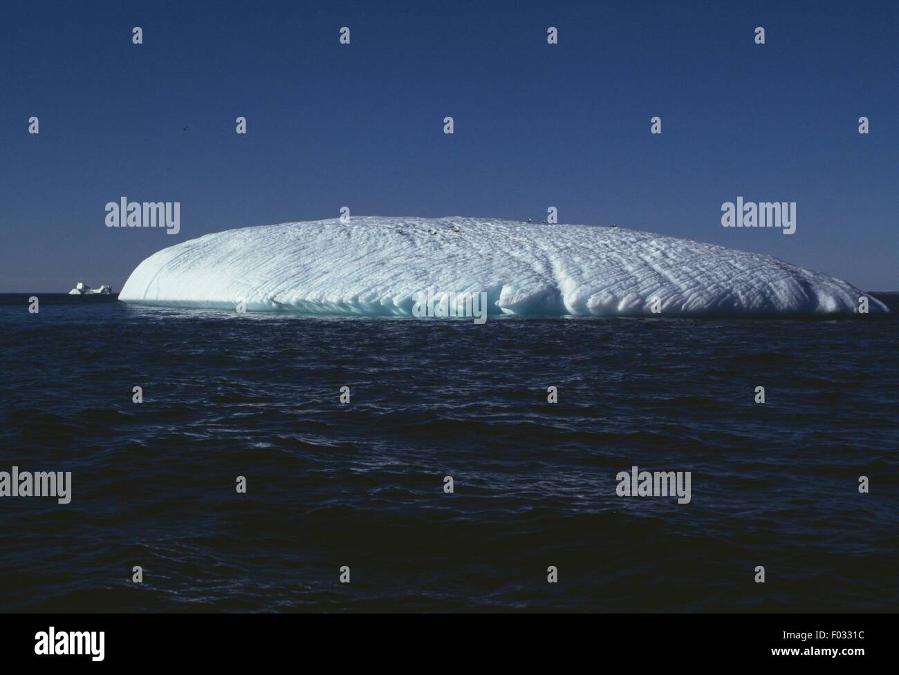 Iceberg, Newman's Cove, Bonavista Bay District, Newfoundland, Cabada