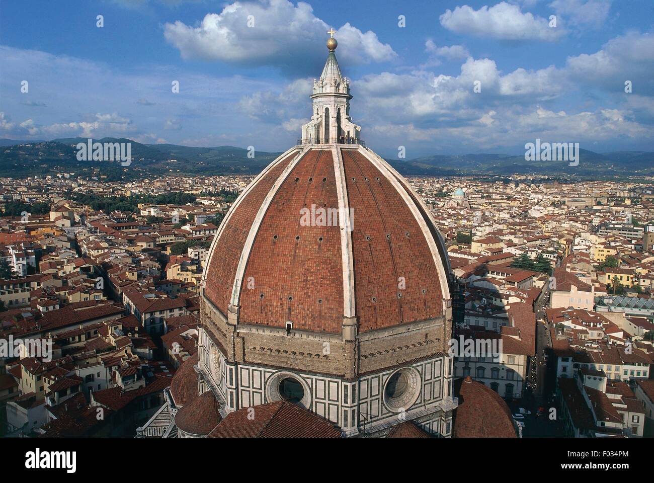 Aerial view of the dome by Brunelleschi of Santa Maria del Fiore ...