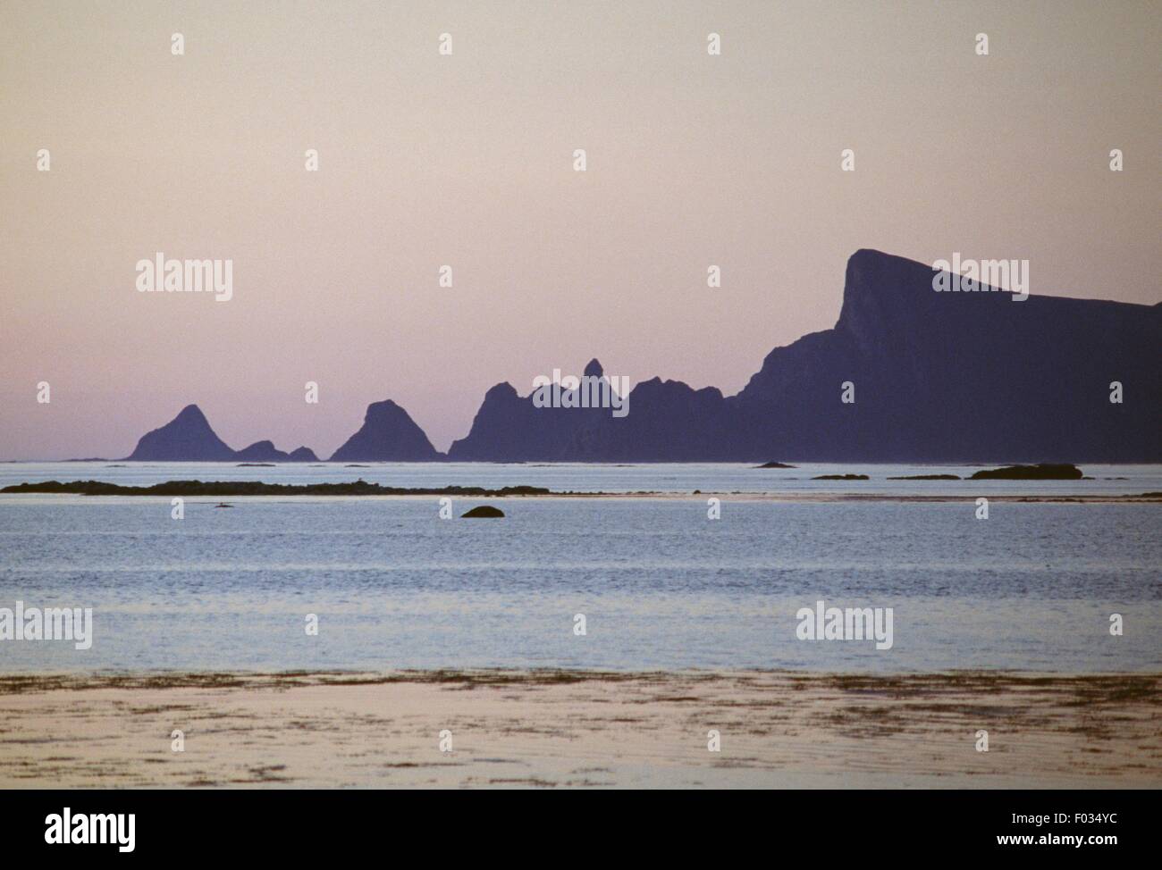 Midnight sun, Lofoten islands, Nordland County, Norway. Stock Photo