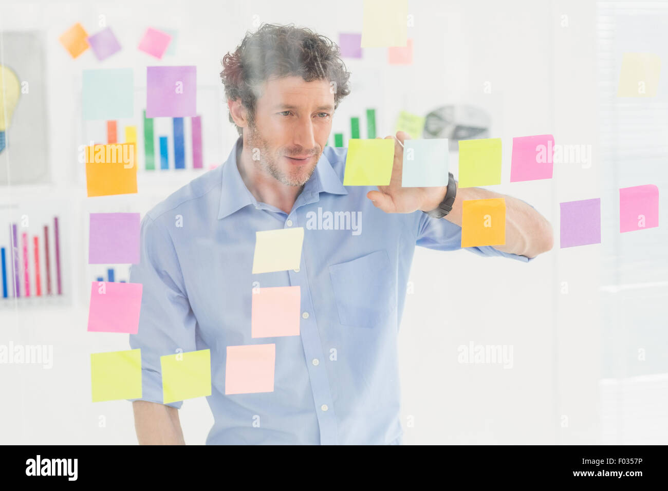 Creative post it hi-res stock photography and images - Alamy