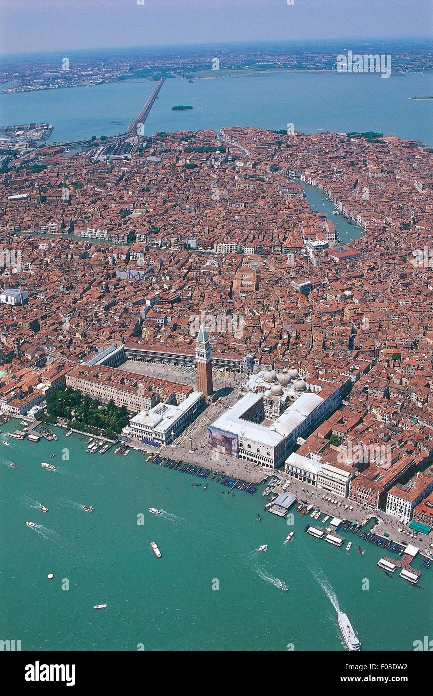 Venice veneto region italy hi-res stock photography and images - Alamy