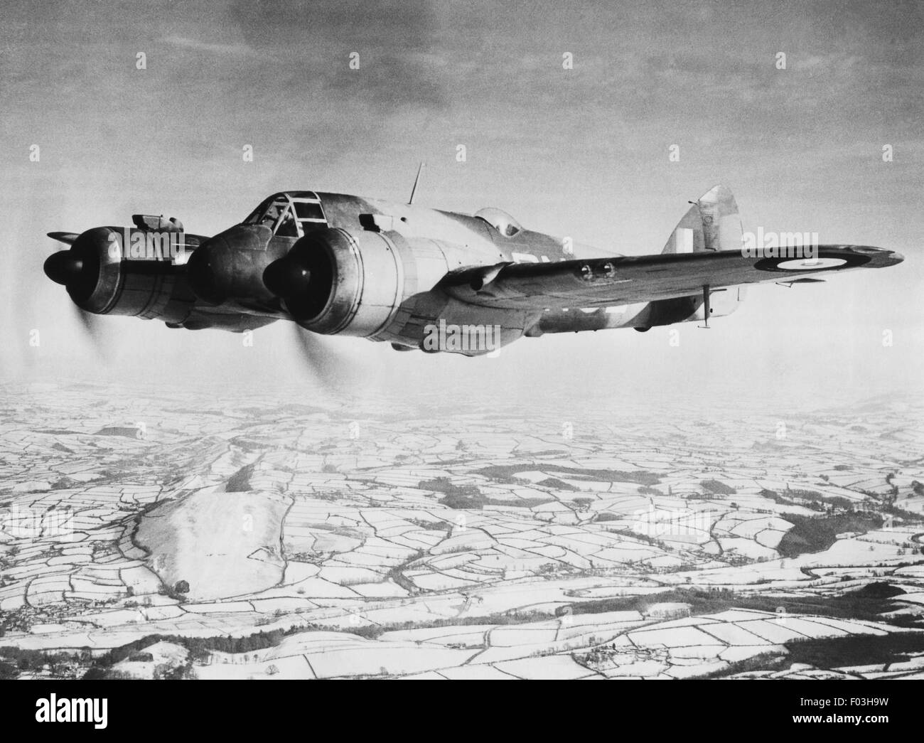 'Bristol' Beaufighter. 'Bristol' Type 156. 'The Answer to The Night Raider'. Two 'Bristol' Hercules sleeve-valve, 1,600 h.p. engines. Originally designed as the world's most formidable night-fighter, was developed as a day fighter, bomber, torpedo carrier and long-range reconnaissance aircraft. 1940. Stock Photo