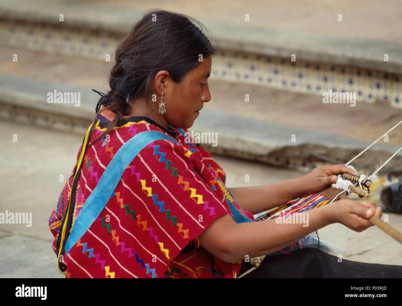 Woman weaving at the indigenous market, Oaxaca, Mexico Stock Photo Alamy