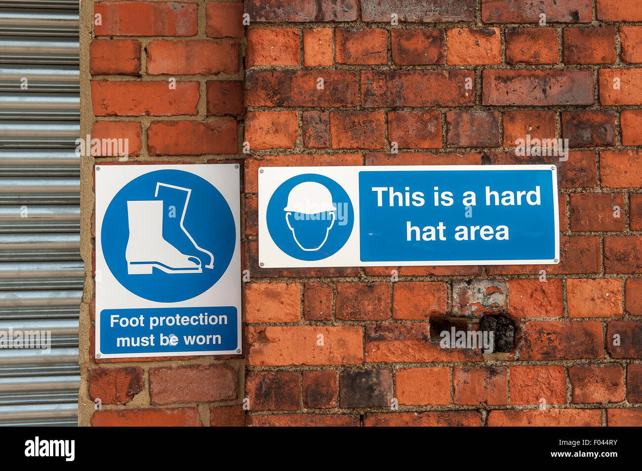 Health and safety signs hi-res stock photography and images - Alamy