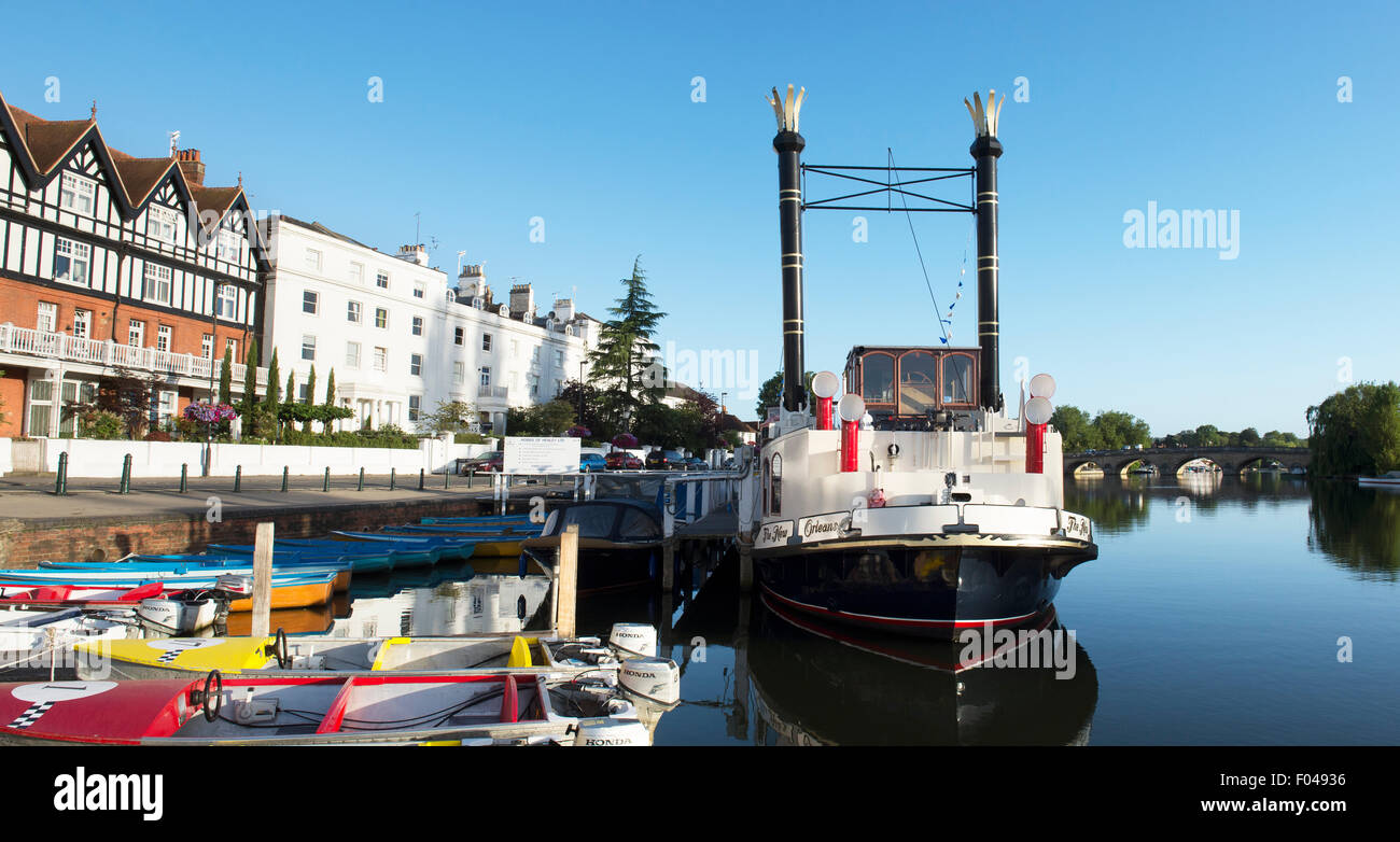 Thames paddle steamer boat hires stock photography and images Alamy
