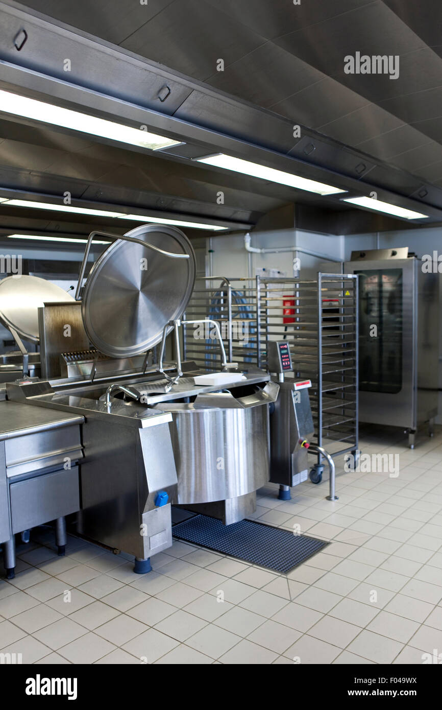 Professional kitchen in a the canteen of a community Stock Photo Alamy