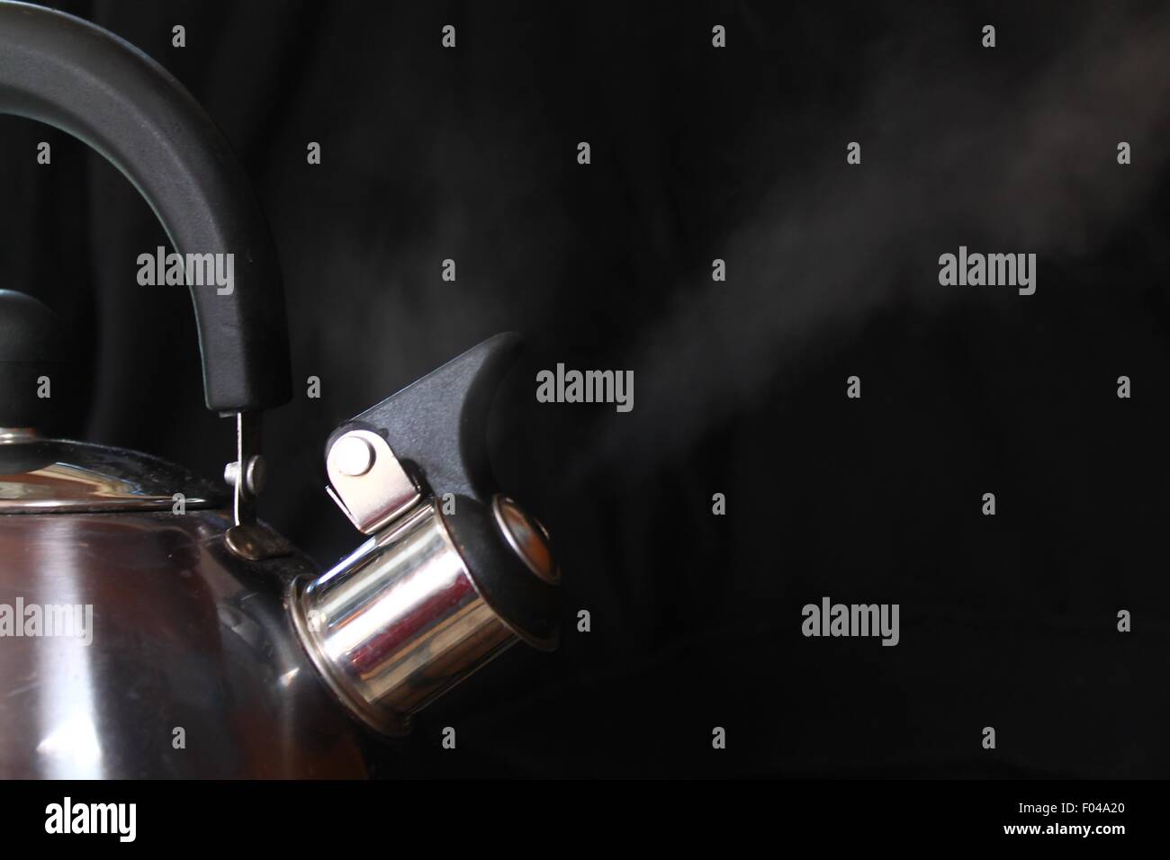 Whistle kettle hires stock photography and images Alamy