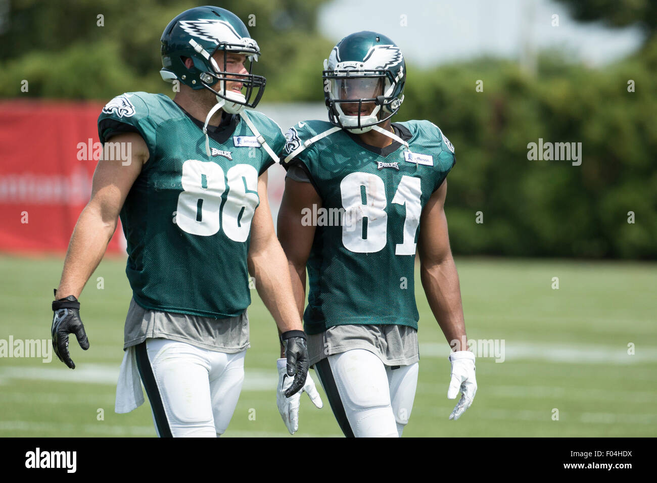 Philadelphia, PA, USA. 3rd Aug, 2021. Philadelphia Eagles Tight end ZACH  ERTZ (86) participates in training camp drills on Tuesday, Aug 03, 2021, at  the NovaCare Complex in Philadelphia, PA. (Credit Image: ©