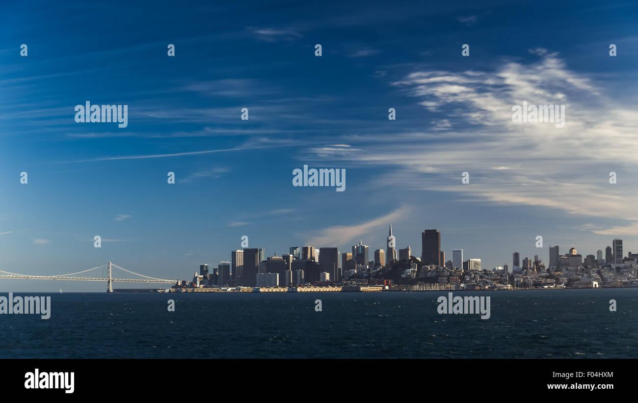 San francisco skyline hi-res stock photography and images - Alamy