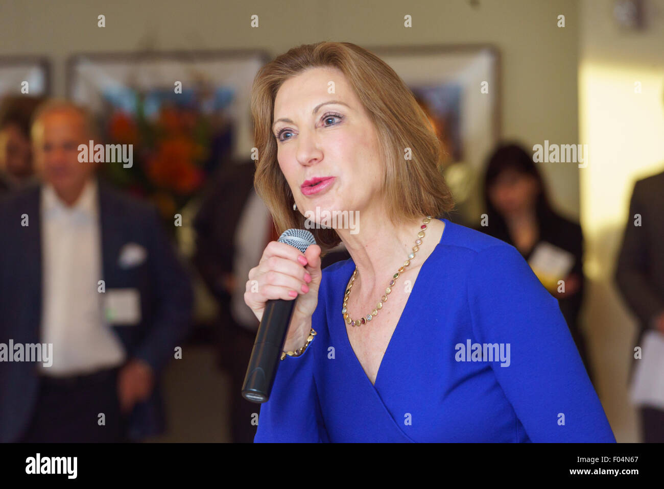 Carly Fiorina addressing a group of CEOs at a round table in Manhattan Stock Photo