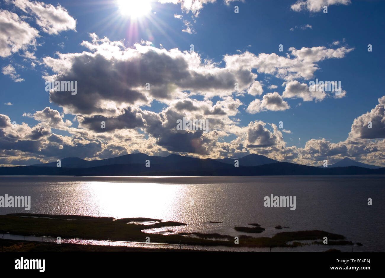 Upper Klamath Lake from Modoc Rim with starburst, Winema National