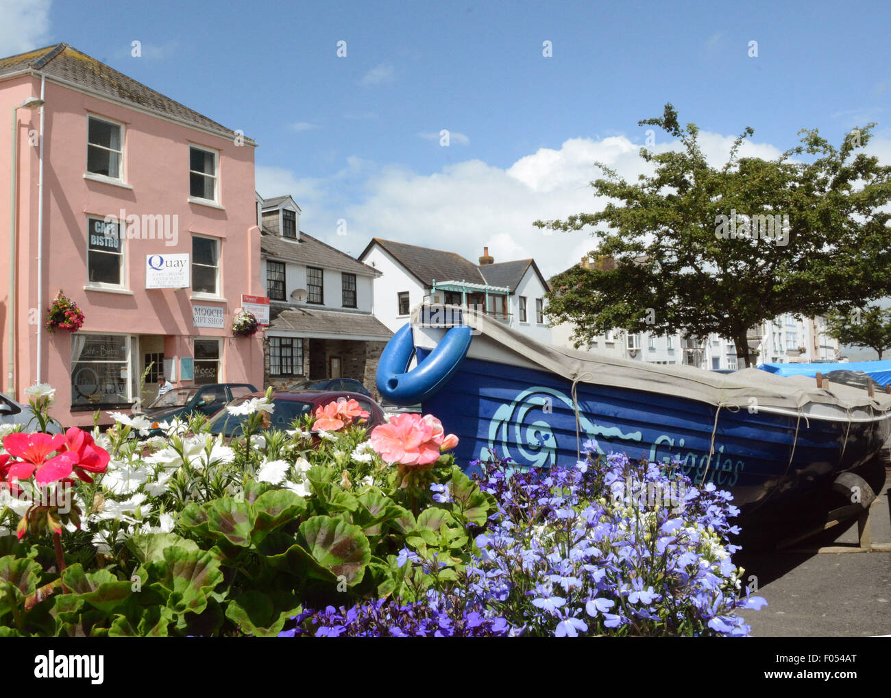 Appledore Quay Flowers Boats Quay Cafe Pilot Gig Stock Photo Alamy