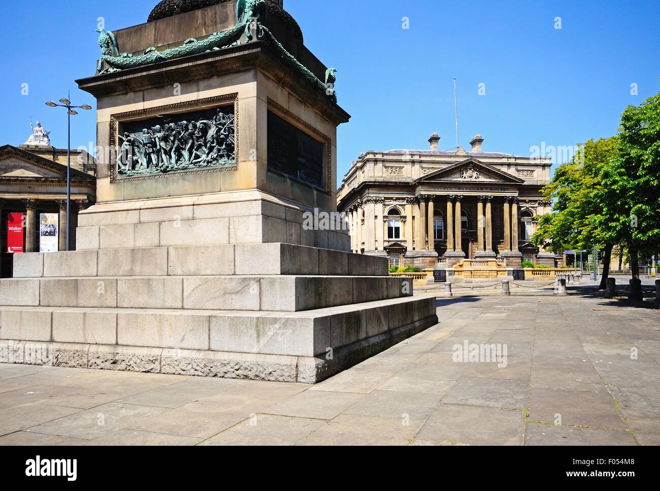 Base of Wellingtons column and County Sessions Court House, Liverpool, Merseyside, England, UK, Western Europe. Stock Photo