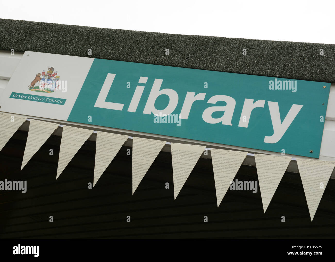Braunton Library Preview Library reopening after refurbishment Devon Library  Picture: Mike Southon Ref: BNMS20150723E-010 C Stock Photo