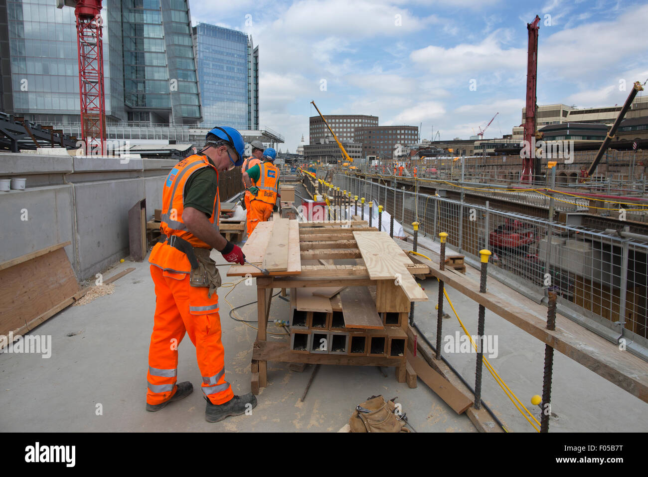 Thameslink and Network Rail rebuilding of London Bridge giving