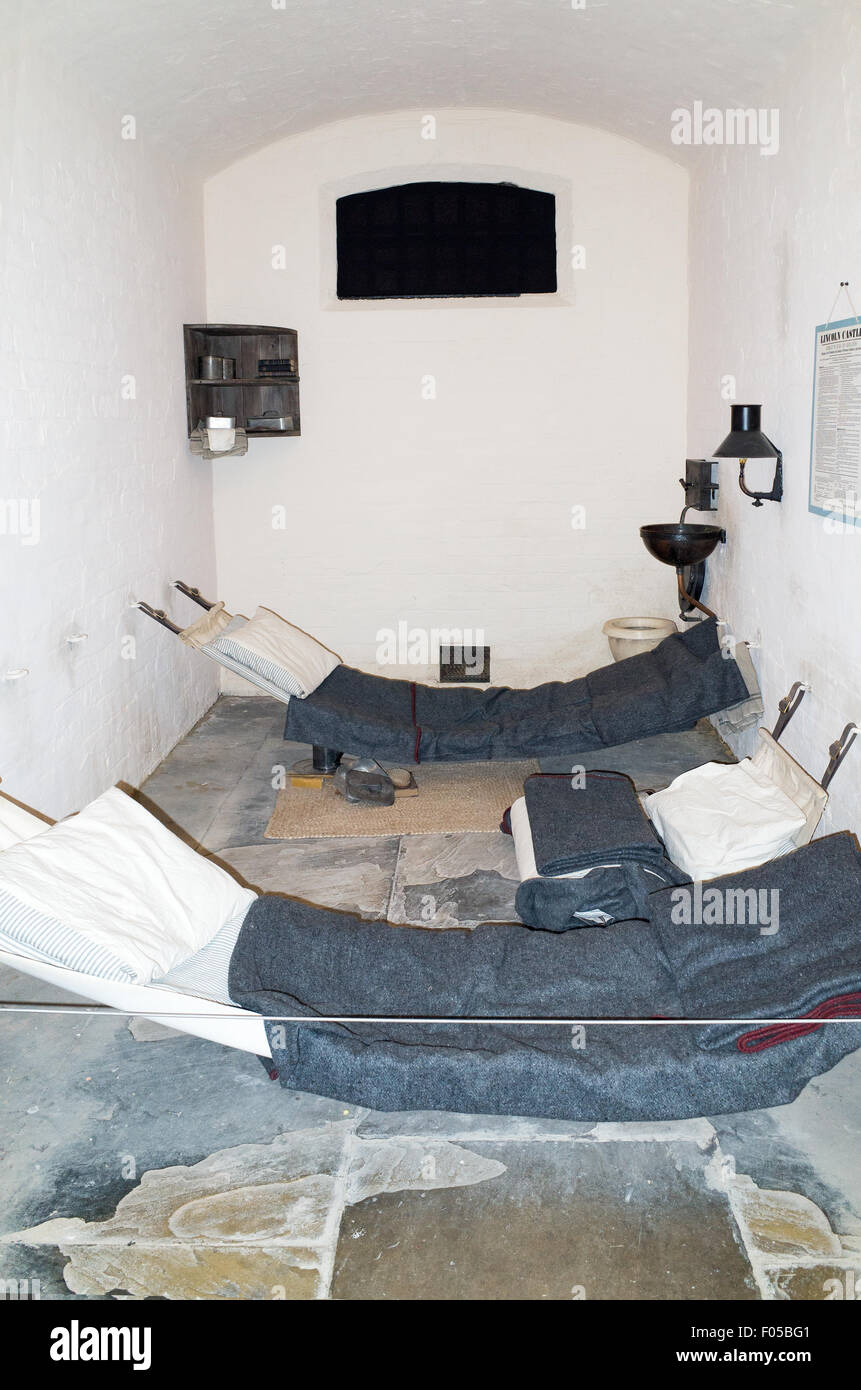 Prison beds hires stock photography and images Alamy