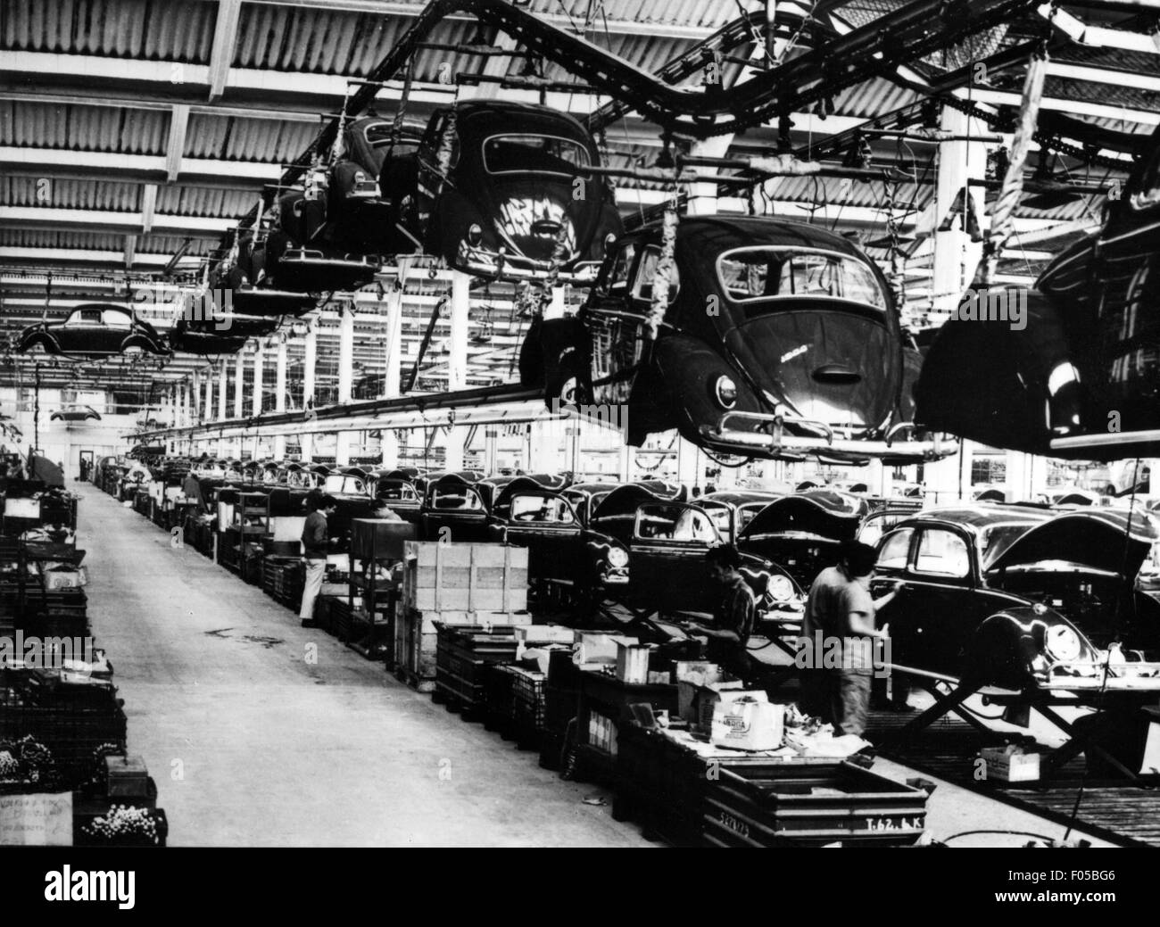 industry,car industry,production of the VW beetle,Sao Bernardo do Campo,1970 20th century,1970s,70s,Sao Paulo,Brazil,South America,assembly line,production line,assembly lines,production lines,assemble,worker,workers,working,labouring,laboring,labour,labor,manufacture,production,factory,foundry,production plant,manufacturing plant,factories,foundries,production plants,manufacturing plants,business,work,works,motor car,auto,passenger car,motorcar,motorcars,autos,passenger cars,cars,car,autocar,automobile,autocars,au,Additional-Rights-Clearences-Not Available Stock Photo