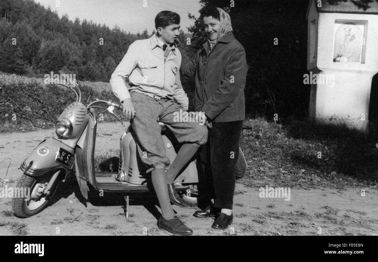 people, couple, 1950s, young couple with motor scooter Puch 125RL, Austria, September 1959, Additional-Rights-Clearences-Not Available Stock Photo