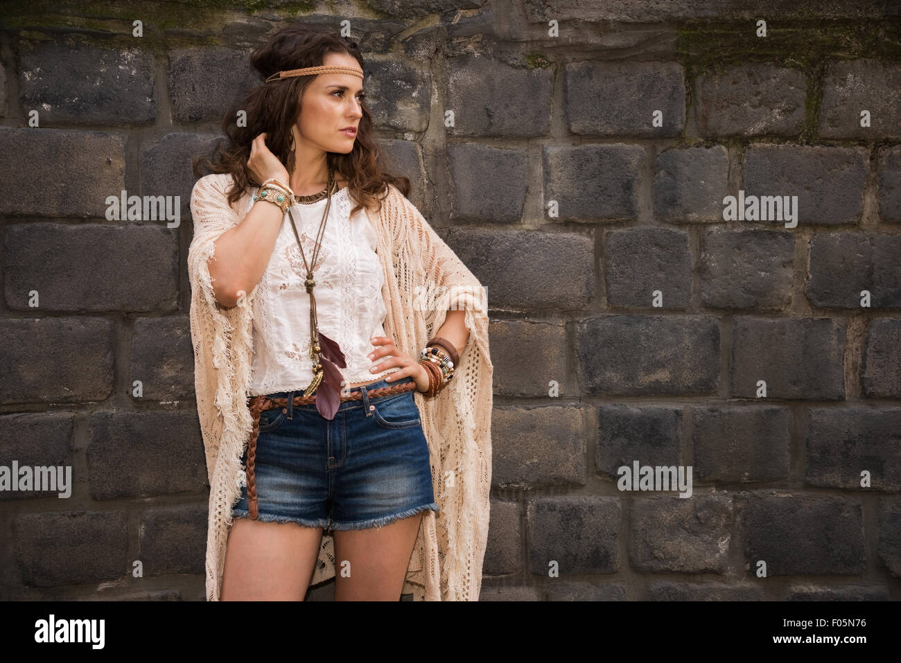 Hippie style hi-res stock photography and images - Alamy