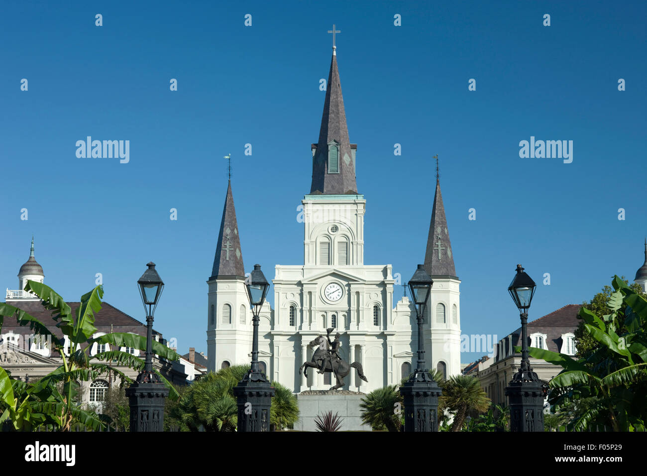 SAINT LOUIS CATHEDRAL JACKSON SQUARE FRENCH QUARTER DOWNTOWN NEW ...