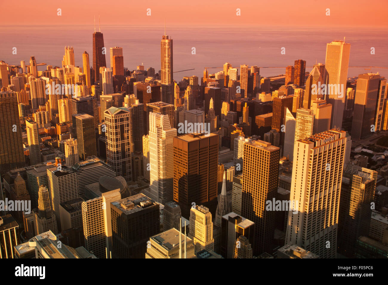 DOWNTOWN LOOP SKYLINE CHICAGO ILLINOIS USA Stock Photo - Alamy