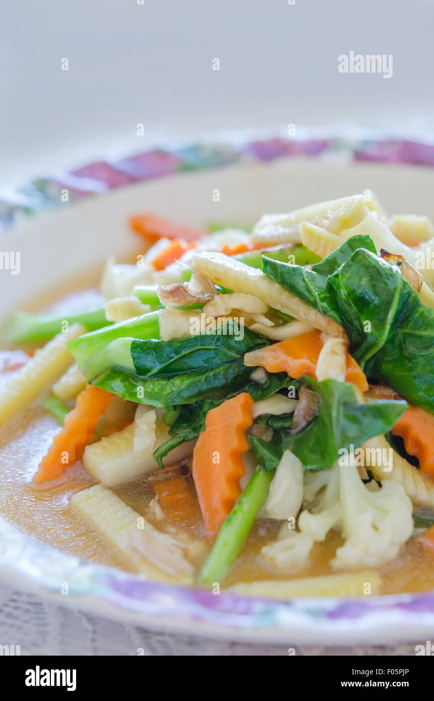 closeup of healthy mixed vegetable stir fry Stock Photo - Alamy