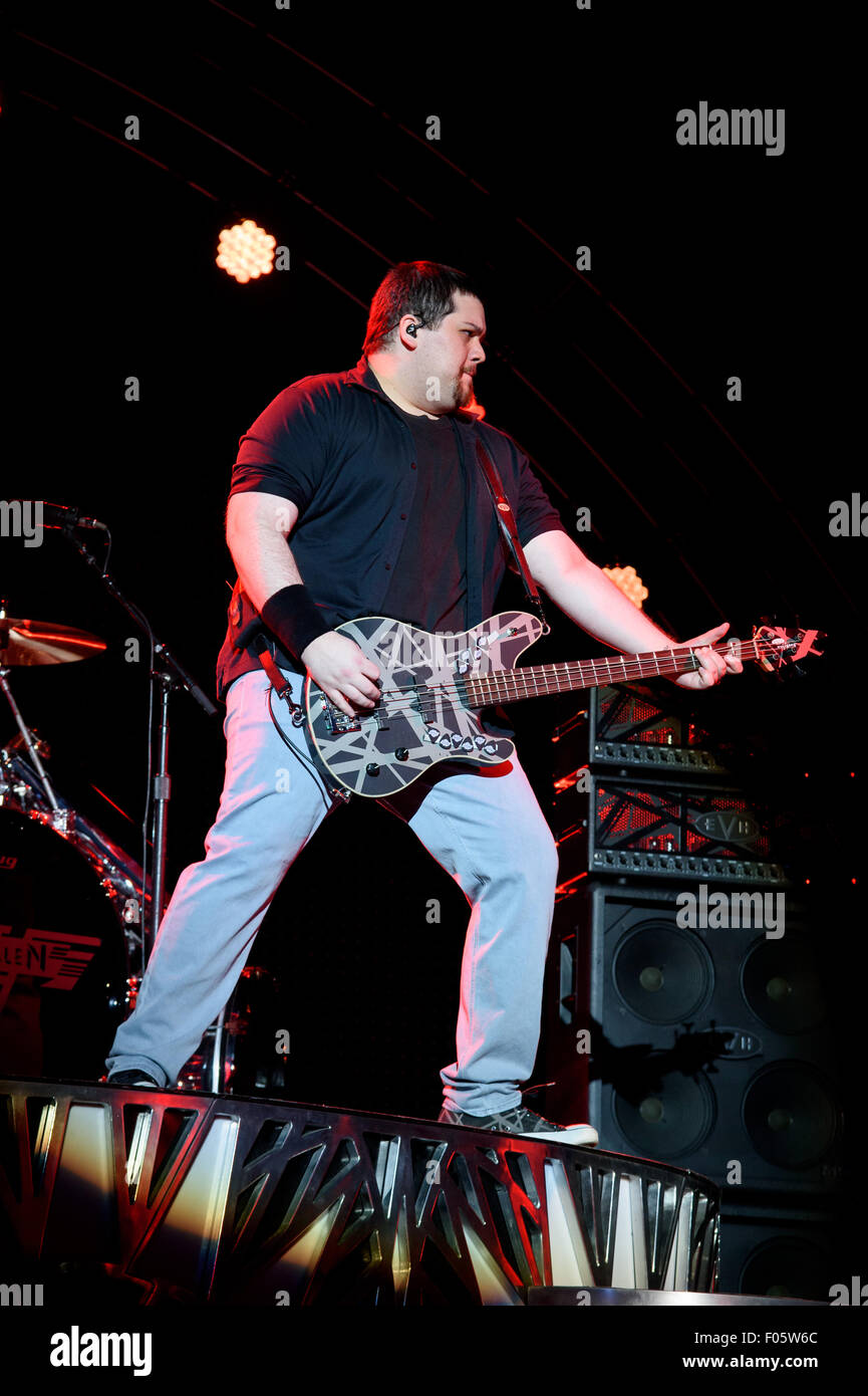 Toronto, Ontario, Canada. 7th Aug, 2015. Legendary rock band VAN HALEN performed sold out show at Molson Canadian Amphitheatre in Toronto. EDDIE VAN HALEN, DAVID LEE ROTH, ALEX VAN HALEN, WOLFGANG VAN HALEN Credit:  Igor Vidyashev/ZUMA Wire/Alamy Live News Stock Photo