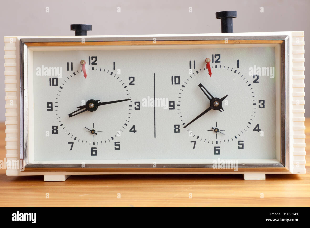 Mechanical Clock High Resolution Stock Photography and Images - Alamy