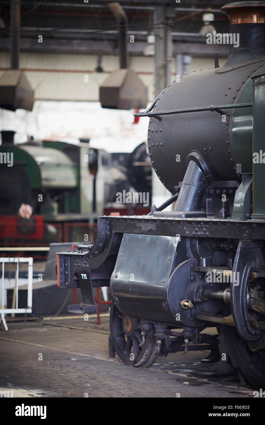 Barrow Hill Roundhouse & Railway Centre, until 1948 known as Staveley Roundhouse & Train Centre, is a former Midland Railway rou Stock Photo