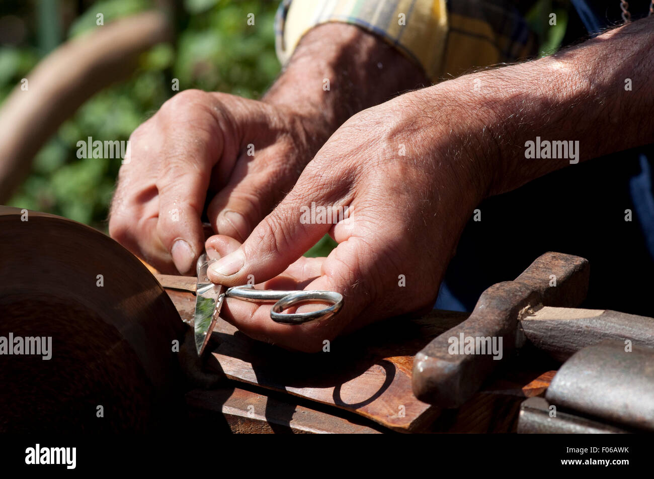 Knife Grinding Stock Photos & Knife Grinding Stock Images Alamy