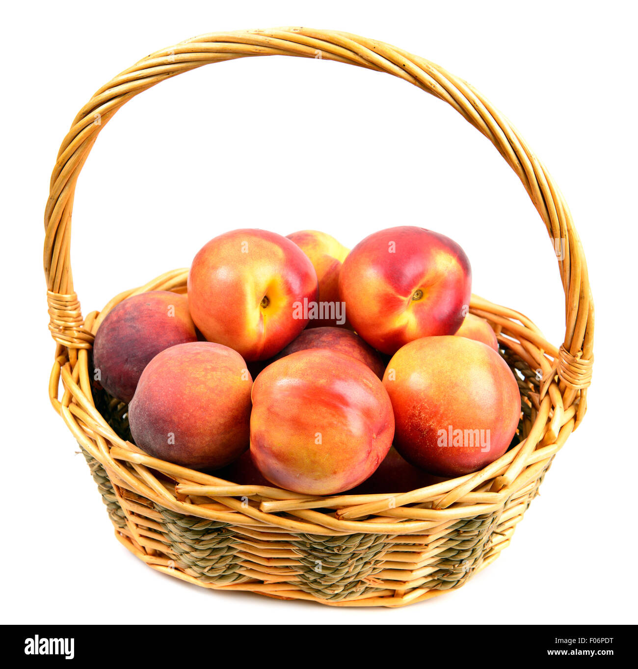 Peach bushel basket fruit hi-res stock photography and images - Alamy