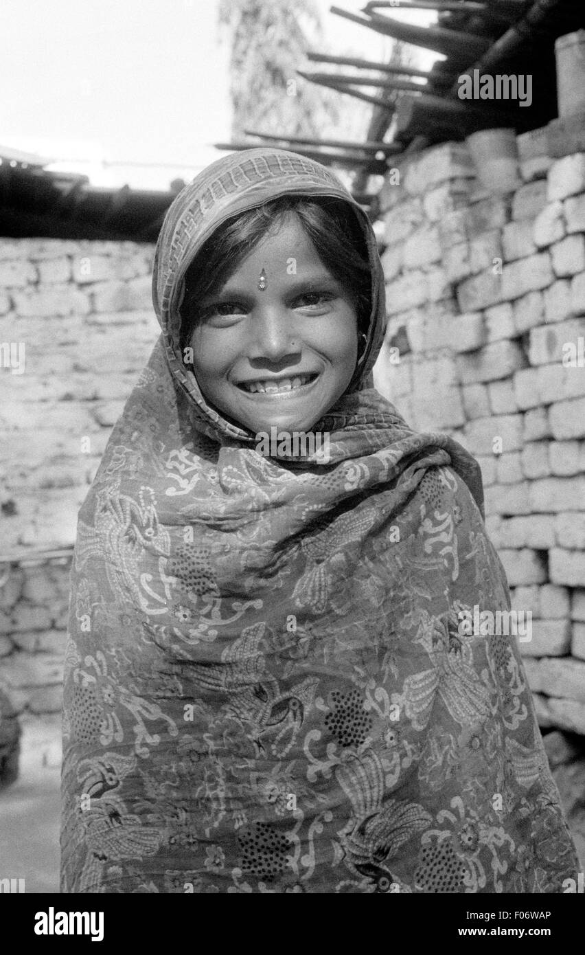 Indian girl in black Black and White Stock Photos & Images - Alamy