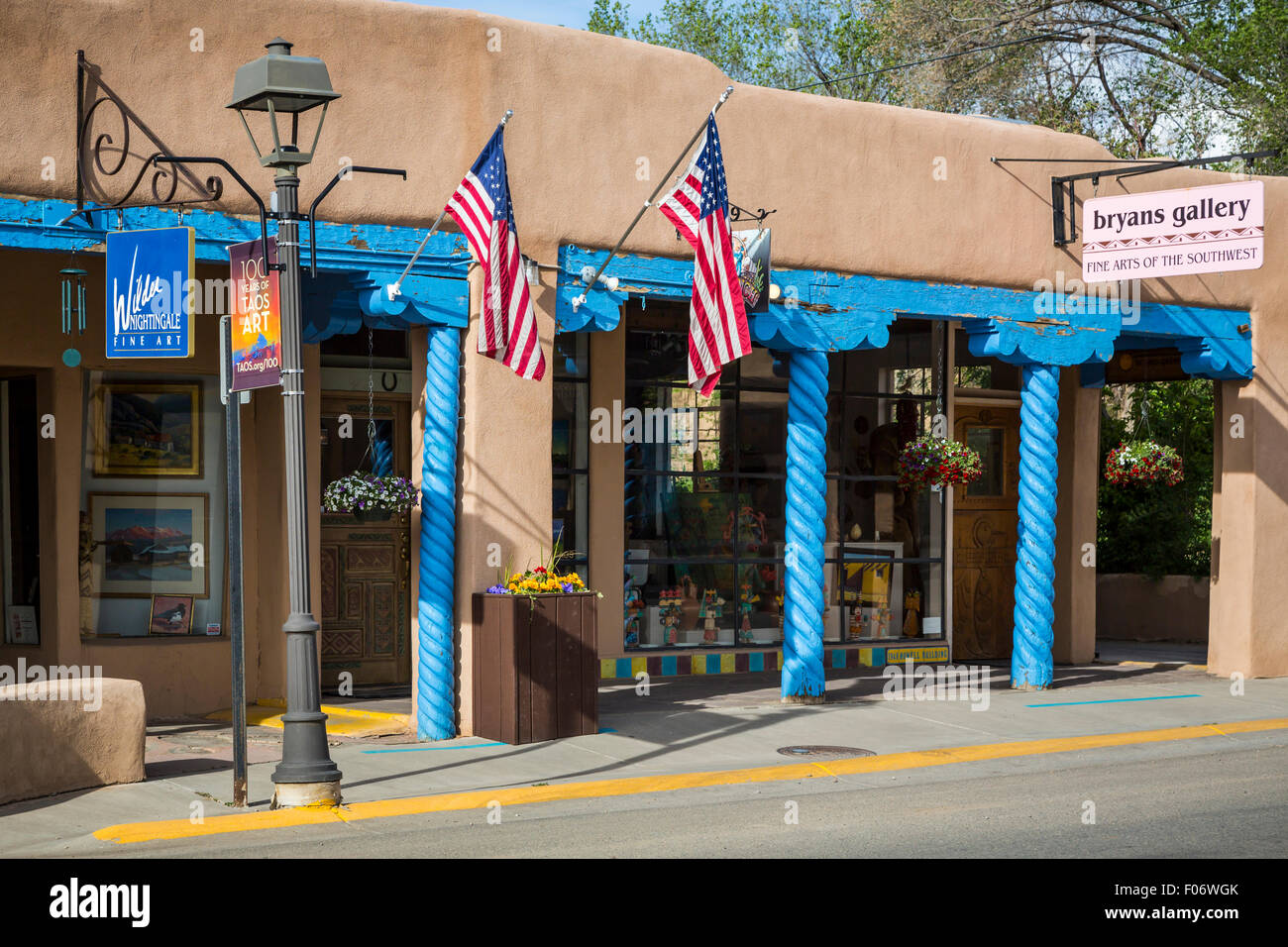 Shops and stores with adobe architecture in Taos, New Mexico, USA Stock