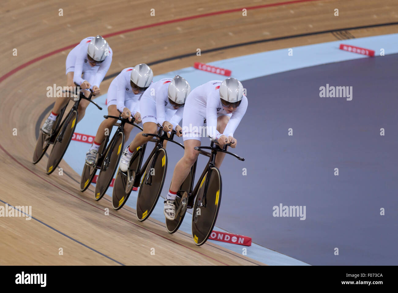 Team GB (Great Britain) taking Gold in the final of the Women's Team Pursuit at the 2014 UCI Track Cycling World Cup, London Stock Photo