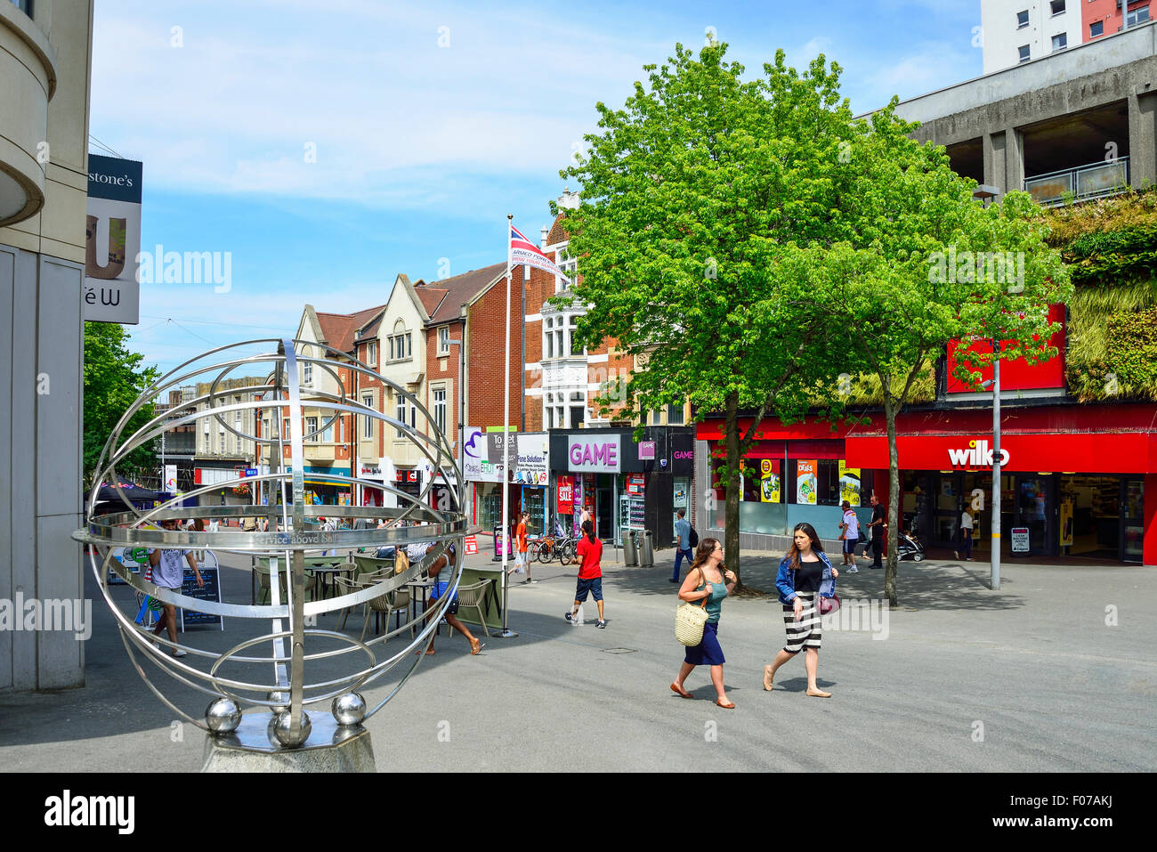 Rotary sculpture and High Street, Sutton, London Borough of Sutton, Greater London, England, United Kingdom Stock Photo