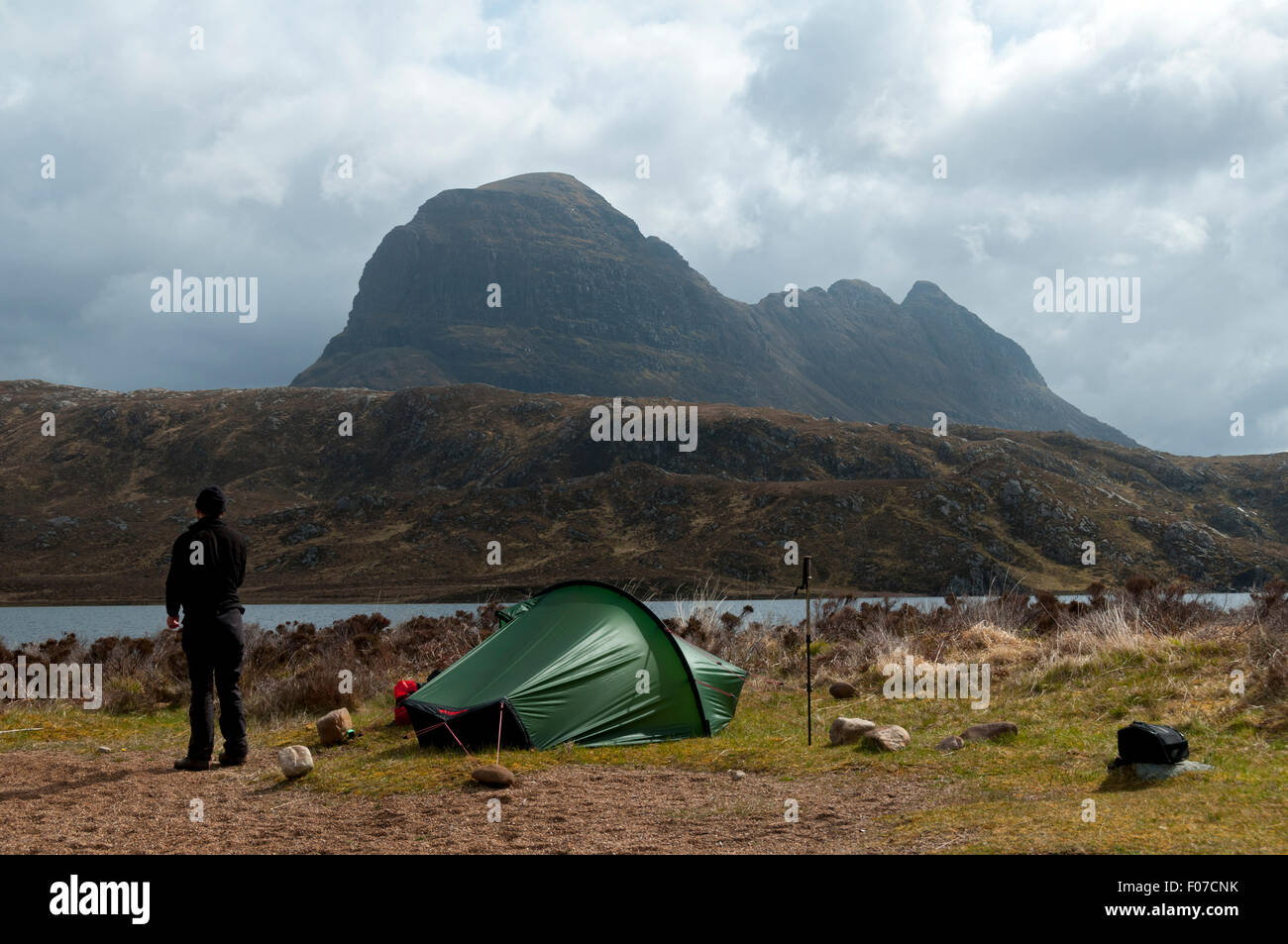 Suilven from a wild camp on the south shore of Fionn Loch, Inverpolly Forest, Sutherland, Scotland, UK Stock Photo