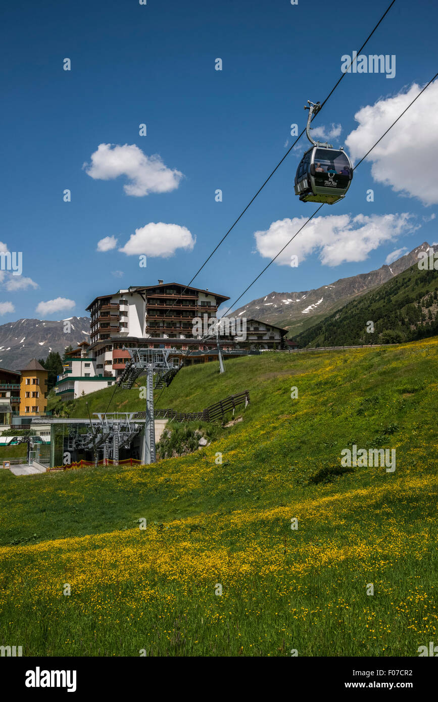 Images in and around the Tyrolean village of  Obergurgl The Hohe Mut cable car at  Obergurgl Stock Photo
