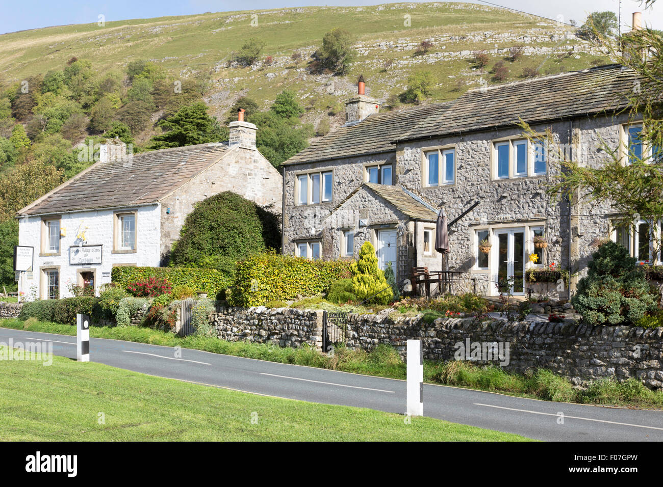 Cottages and the village store, Buckden, Wharfdale, Yorkshire Dales National Park, North Yorkshire, England, UK Stock Photo