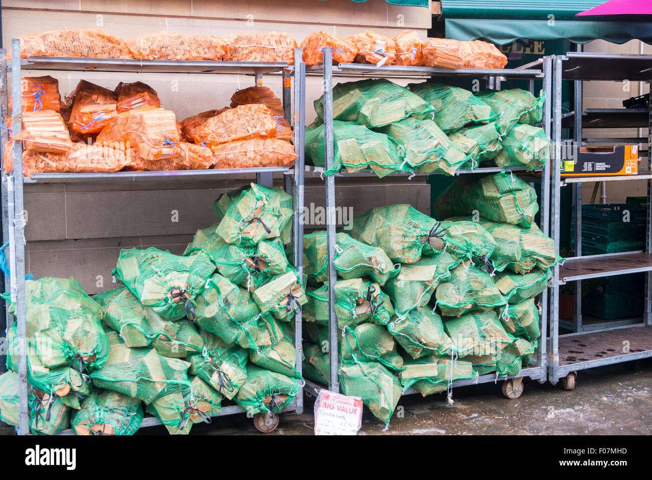 Firewood for sale hires stock photography and images Alamy