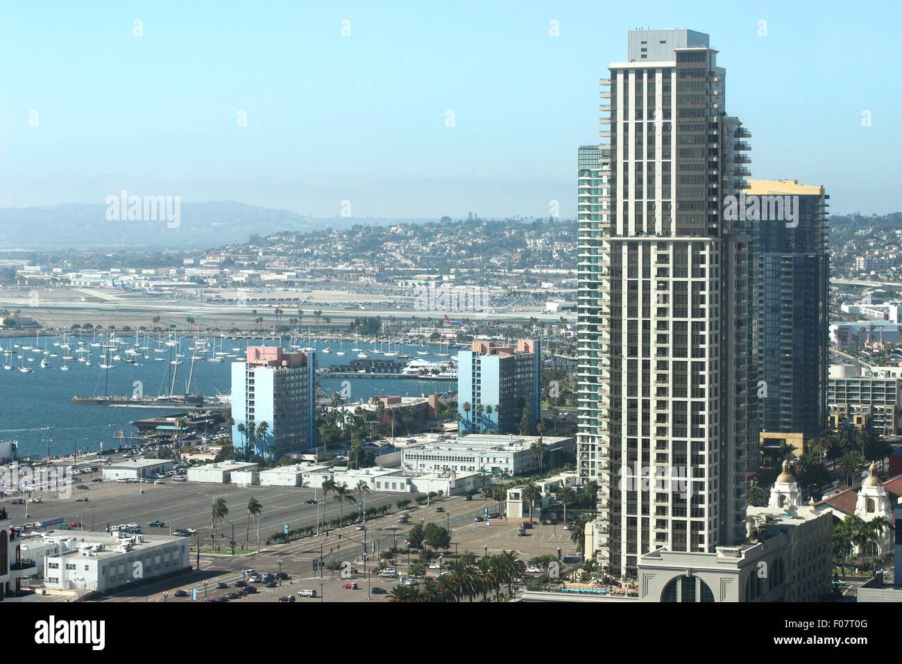 San diego marina aerial hi-res stock photography and images - Alamy