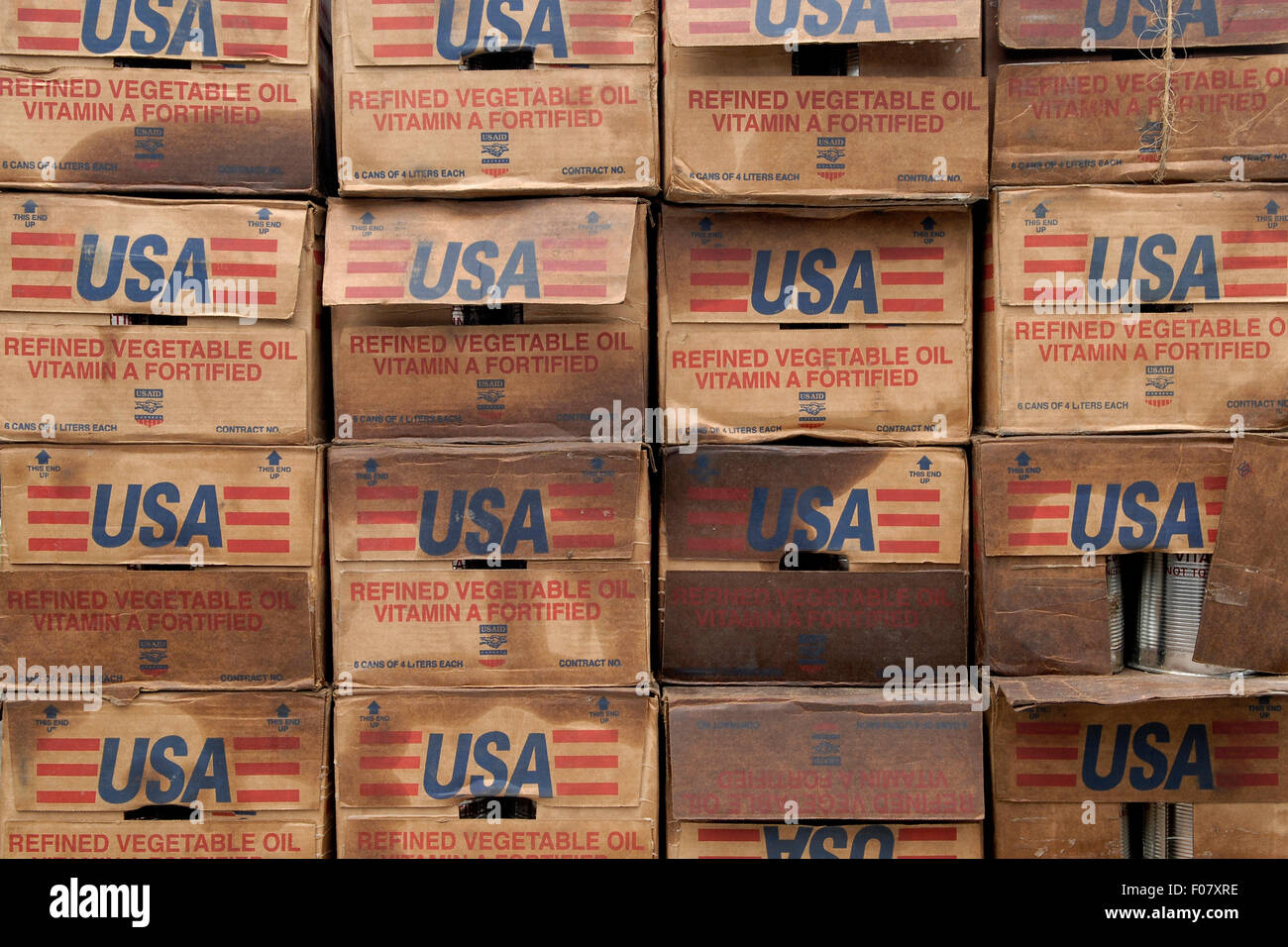 Packed cans of refined vegetable oil from United States Agency for International Development ( USAID ) in a storage warehouse of World Food Programme WFP in the city of Goma, North Kivu, DR Congo Africa Stock Photo