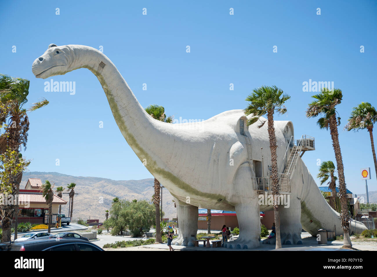 The Worlds Biggest Dinosaurs, the Cabazon Dinosaurs a touristy
