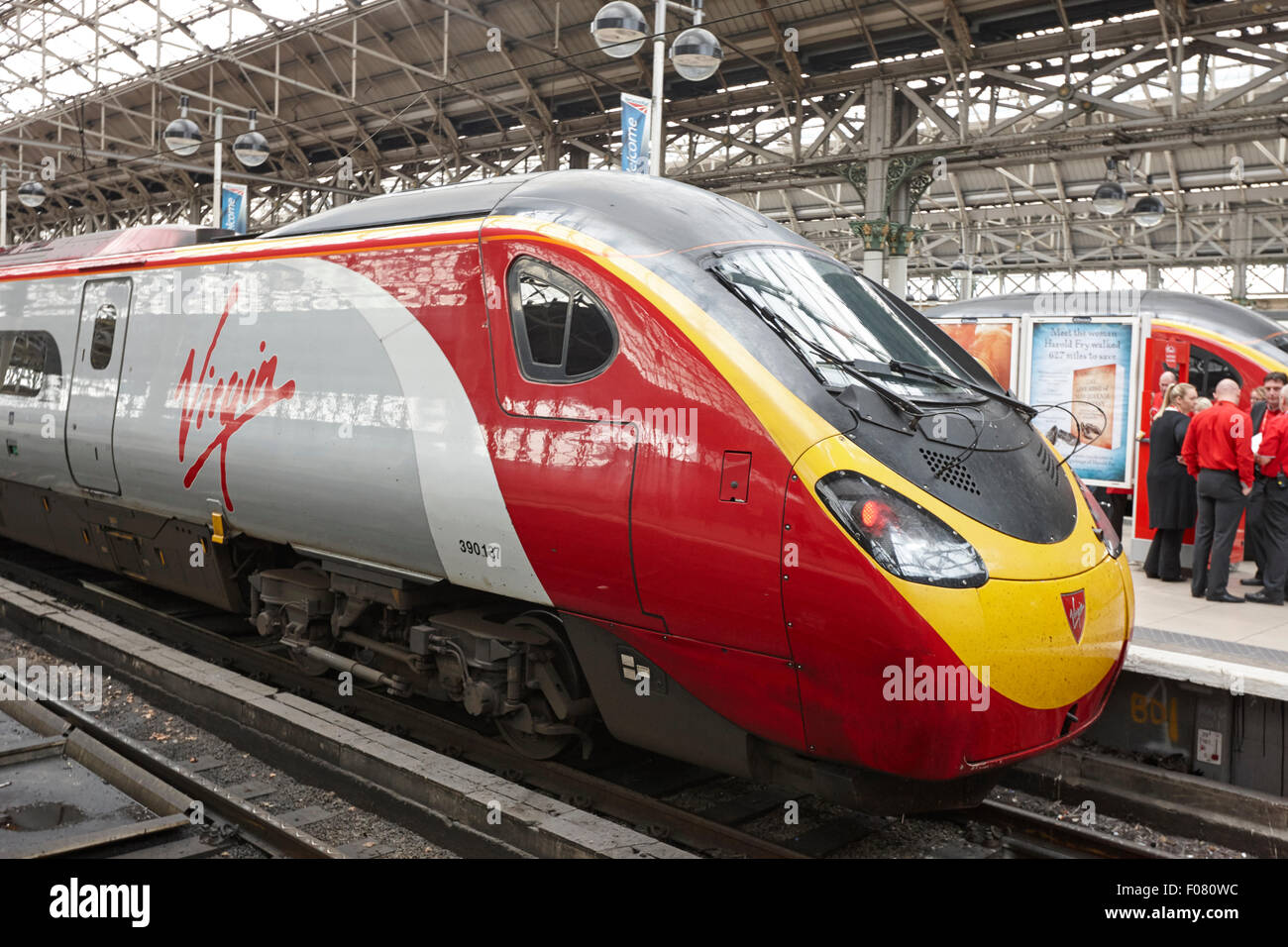 virgin trains 390137 pendolino train at Piccadilly train station Manchester UK Stock Photo
