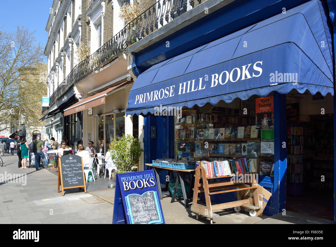Primrose Hill Books, Regent's Park Road, Primrose Hill, London Borough of Camden, London, England, United Kingdom Stock Photo