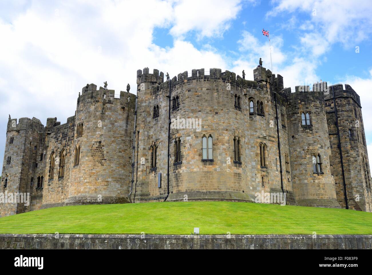 Alnwick Castle, Northumberland, England, used as a location for film and TV productions Stock Photo