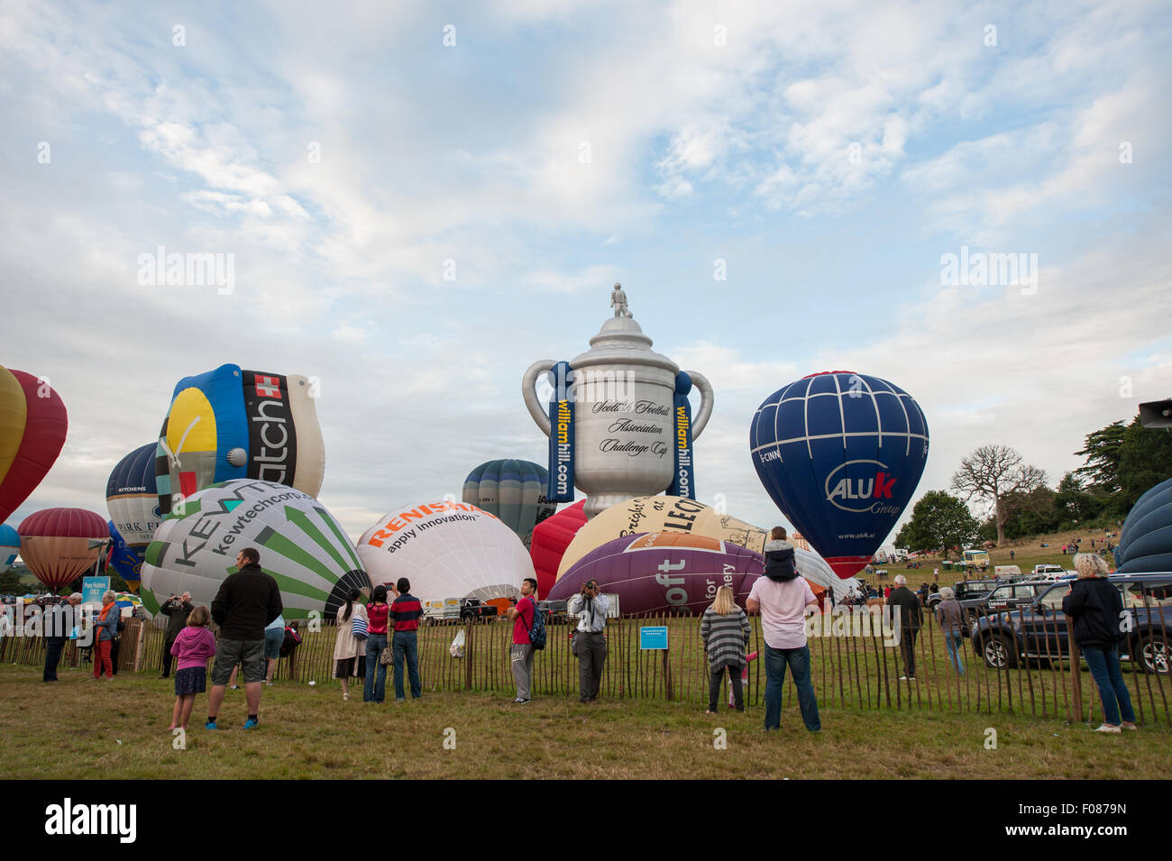 hot air balloon ascent bristol fiesta Stock Photo Alamy